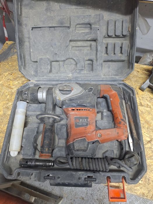 Продам Холодильники