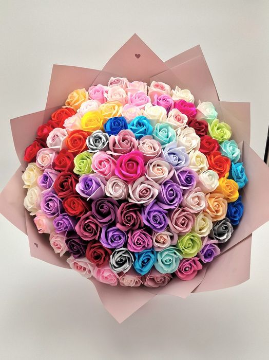 Buchete de trandafiri flori de sapun aranjamente