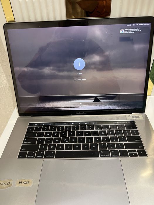 MacBook pro 16 (i7)