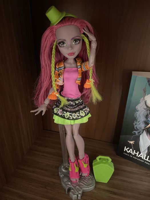 Куклы Monster High и Ever After High