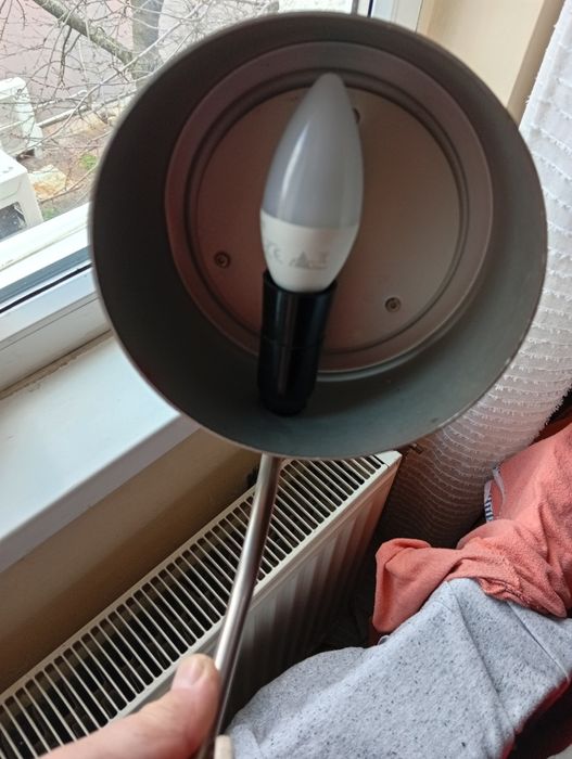 Lampa , veioză  space age