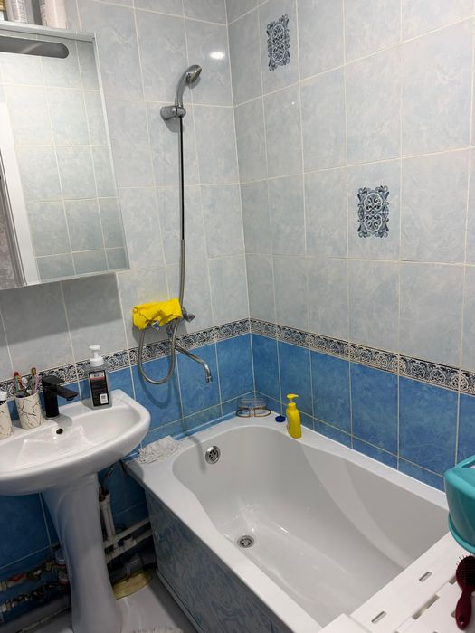 Продаж 2х Корчагина 110 3 этаж
