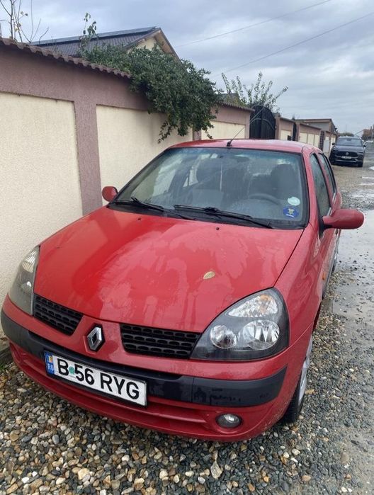 RENAULT Clio 2003