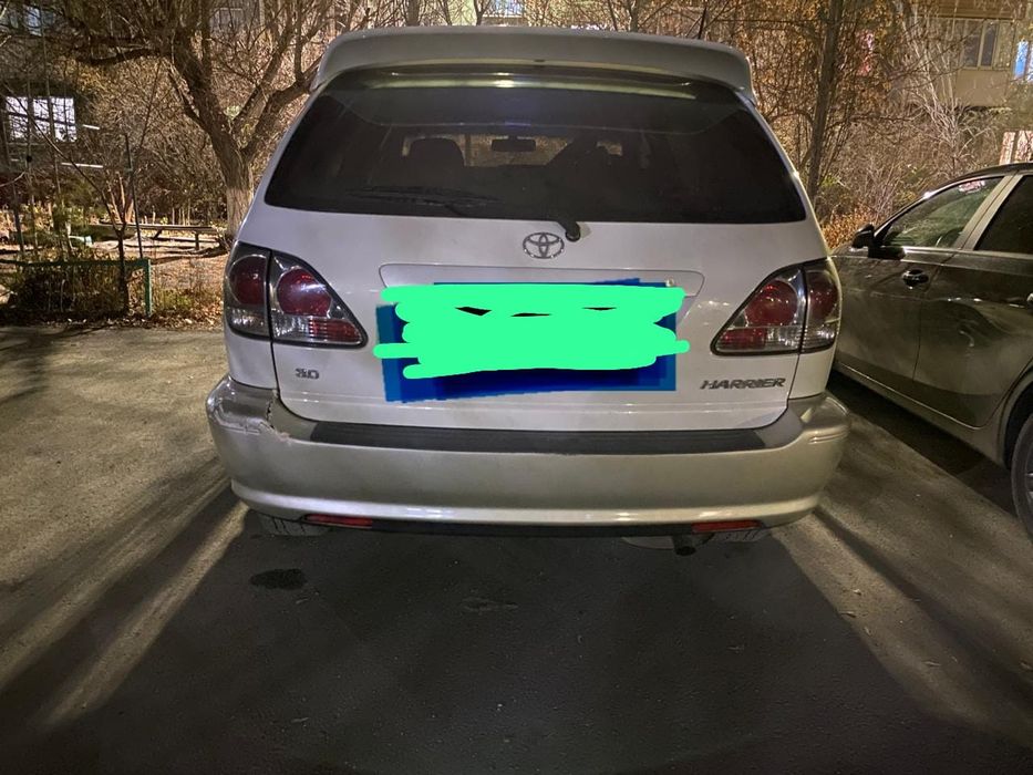 Продам бампер тойота харриер лексус rx 300