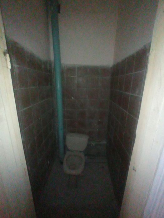 Qorakoʻl tumani 3 xonali uy sotiladi