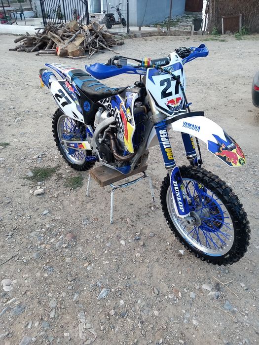 Vând yamaha yzf 450!!
