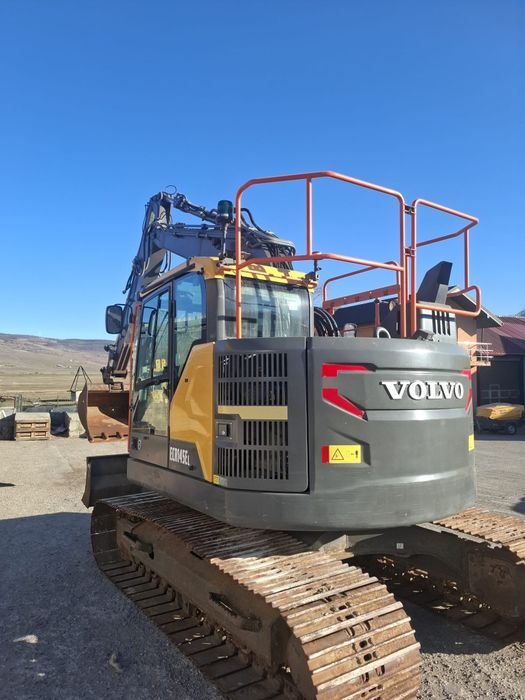 Volvo ECR145EL Excavator