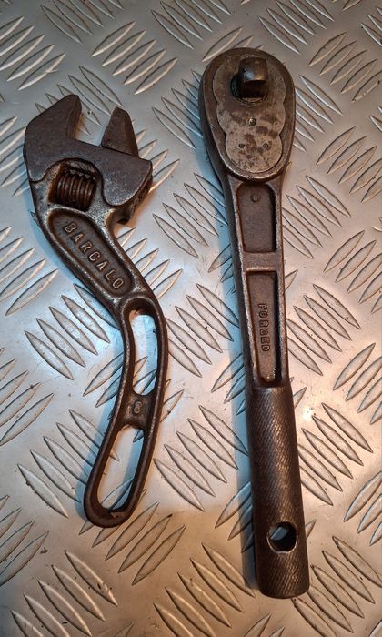 Тресчотка New Britain и раздвижен ключ BARCALO BUFFALO