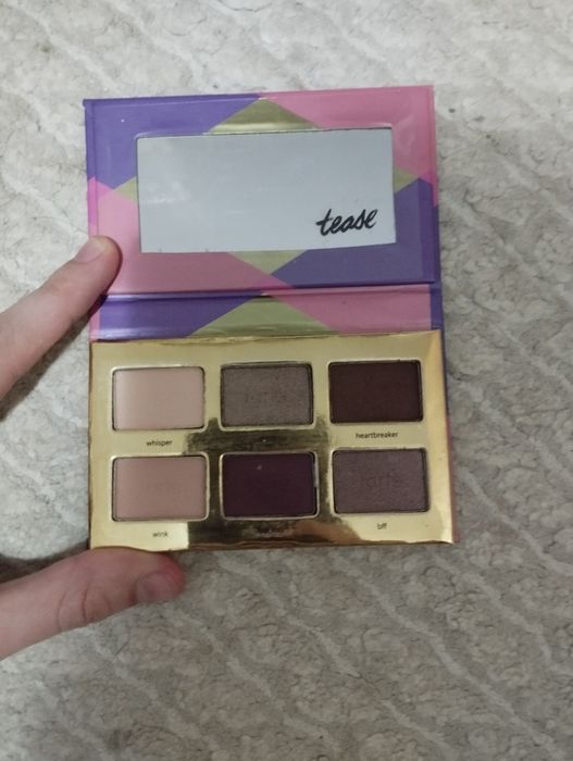 Paleta eyeshadow Tarte