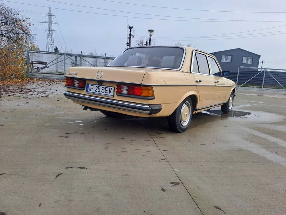 Mercedes-Benz W123 200D – Vehicul istoric Retromobil