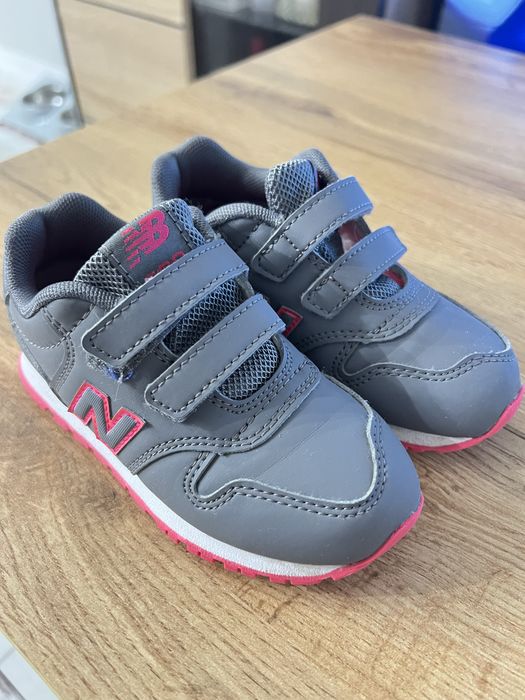 Детски обувки New Balance и Lasocki