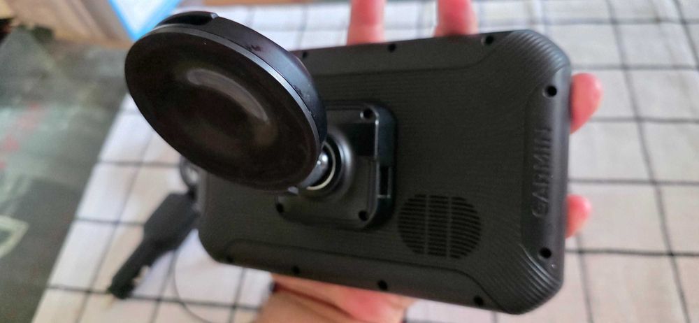 Навигация за камион Garmin Dezl 780 7 инча карти за цяла Европа и Турция пълен комплект