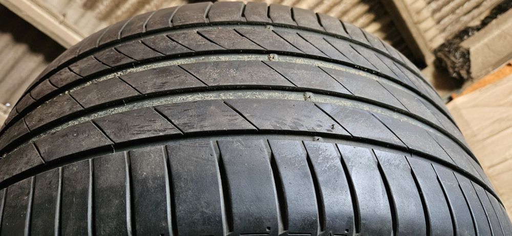 Anvelope vara set 4 buc ptr BMW X5 G05 X6 G06 profil 7 mm  275 35 22 / 315 30 22 Kumho DOT 2023