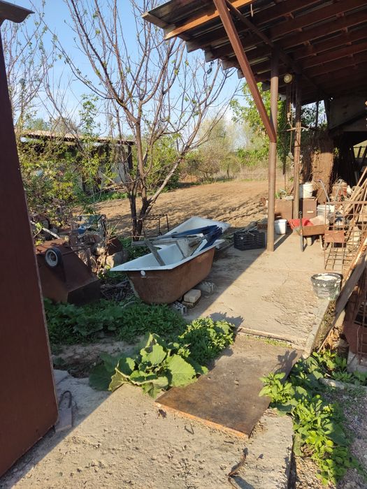 Продам дом  в пригороде