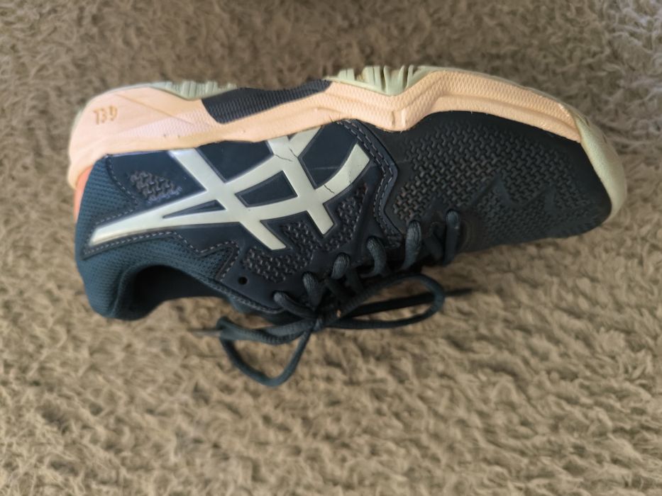 Маратонки за тенис Asics 34.5 i 36