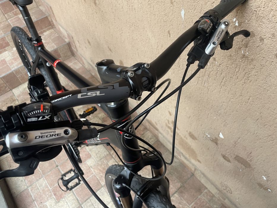 Bicicleta trekking city 28-er frane hidraulice Full XT