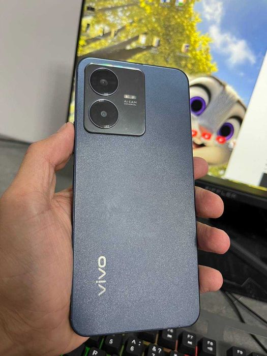 vivo y 22 сотилади