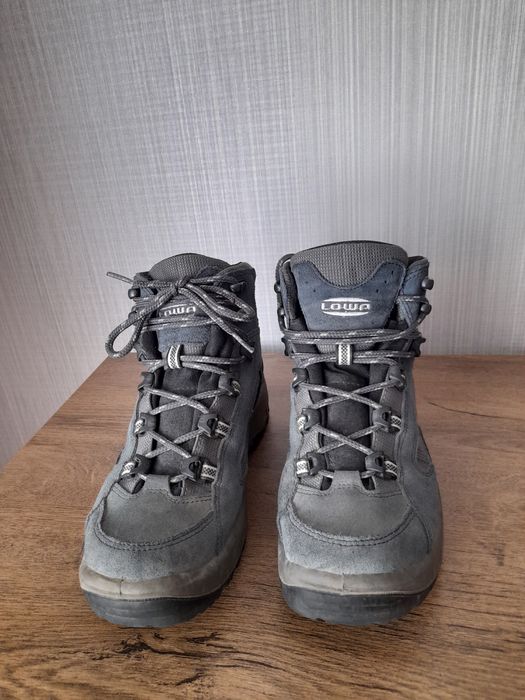 LOWA gore tex обувки 36 номер.