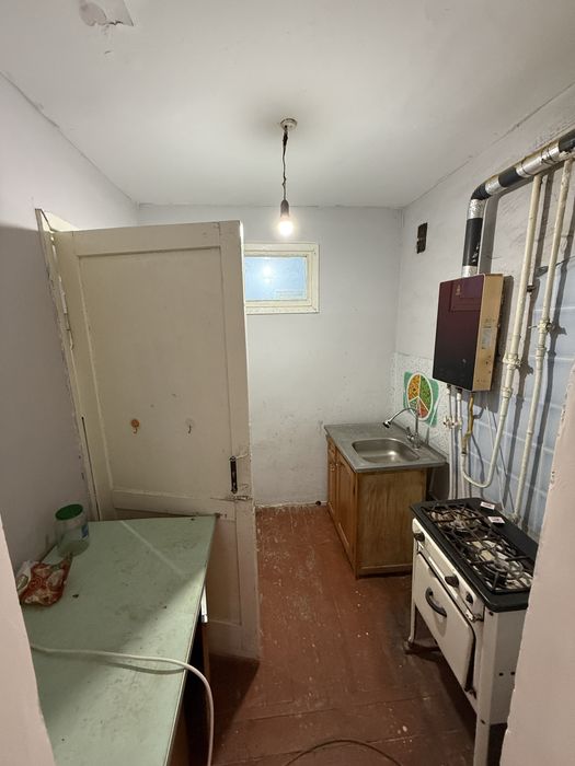 Продажи квартиры Яшнабад Жаркурганский двухкомнатний кирпич