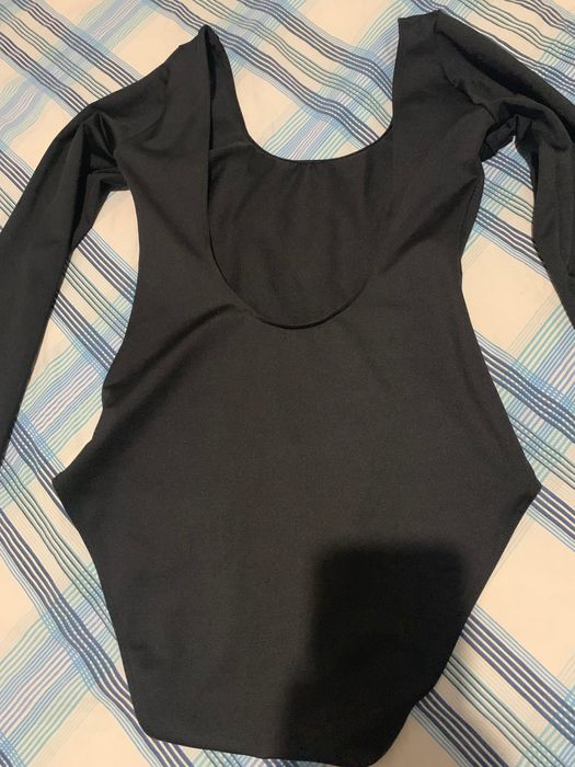 Боди-блуза с гол гръб