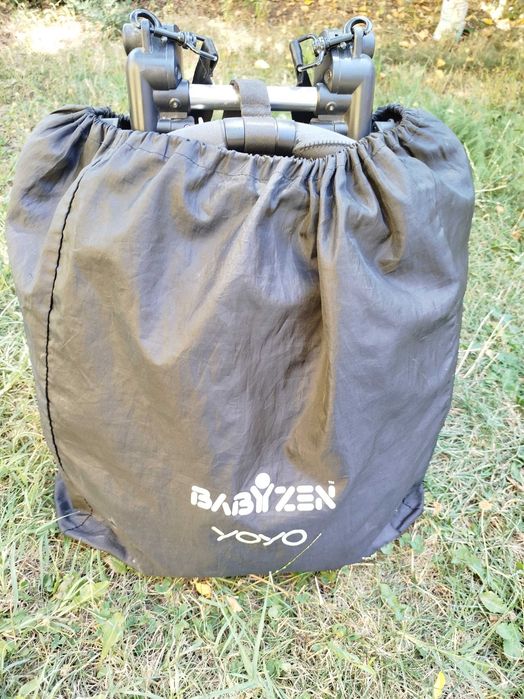 Cărucior Babyzen Yoyo2 cu extensie suport picioare