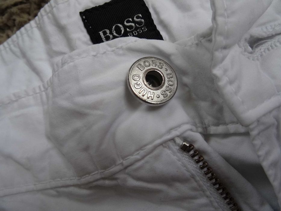 boss 36 къси бели