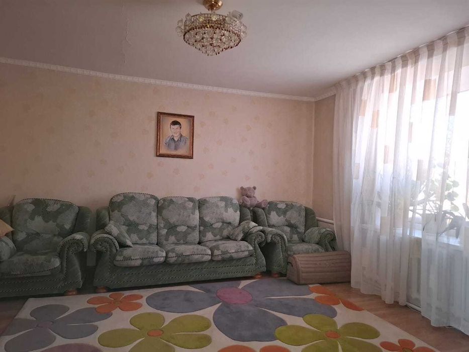 Продам дом в г.Акколе в панском ряду