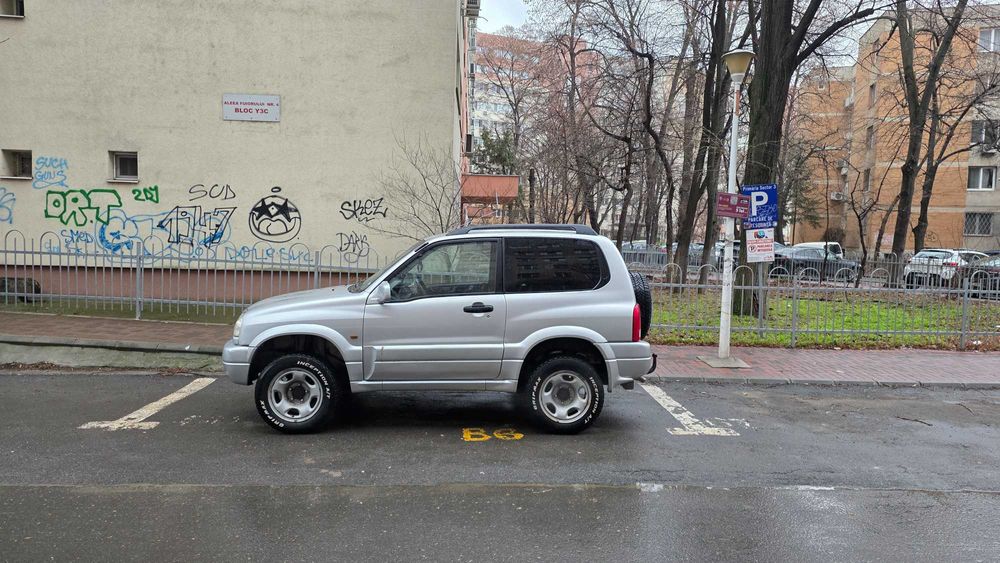 Suzukie Grand Vitara 1, 4x4 cu reductor, 1.6 benzina