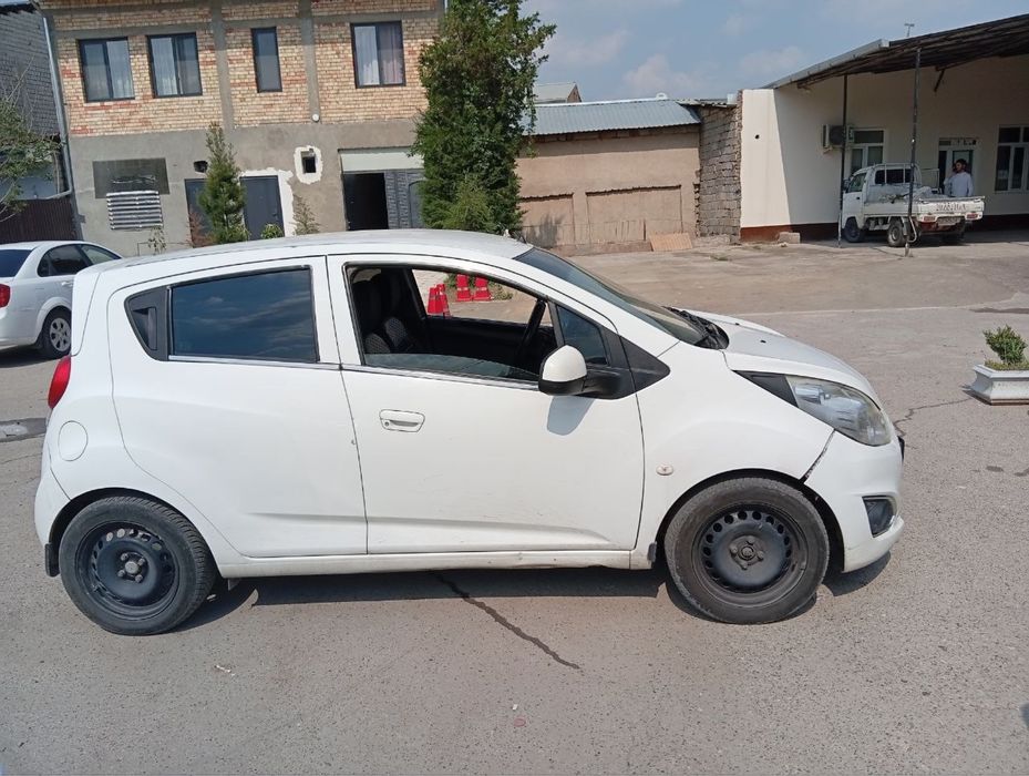 Chevrolet Spark 2018 — 3