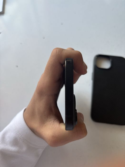 iphone 15 в черном цвете