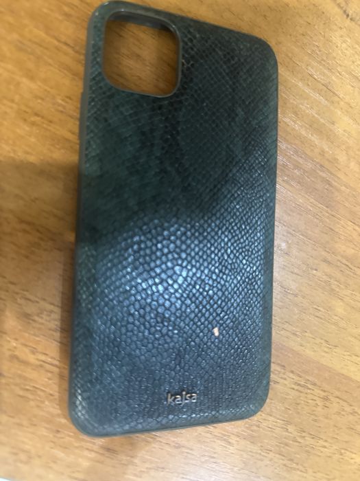 Продам три чехла iphone