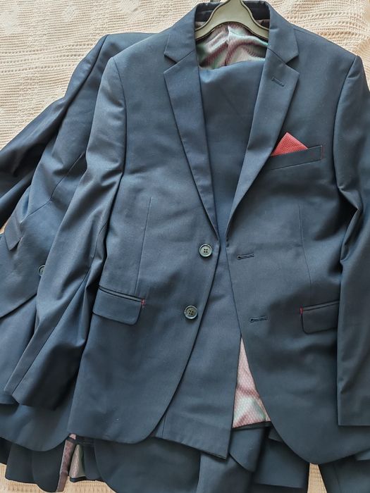 Продам костюм двойка для подростков