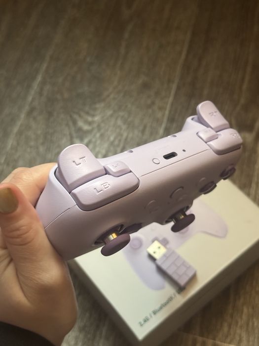 Продам геймпад 8BitDo Ultimate 2C