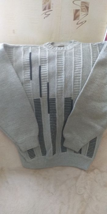 Свитер теплый на зиму отлично подходит