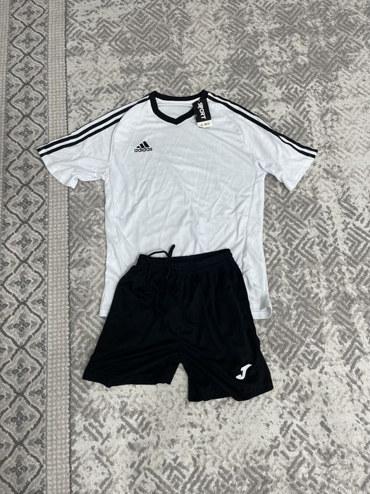 Футболка срочно футболный!!