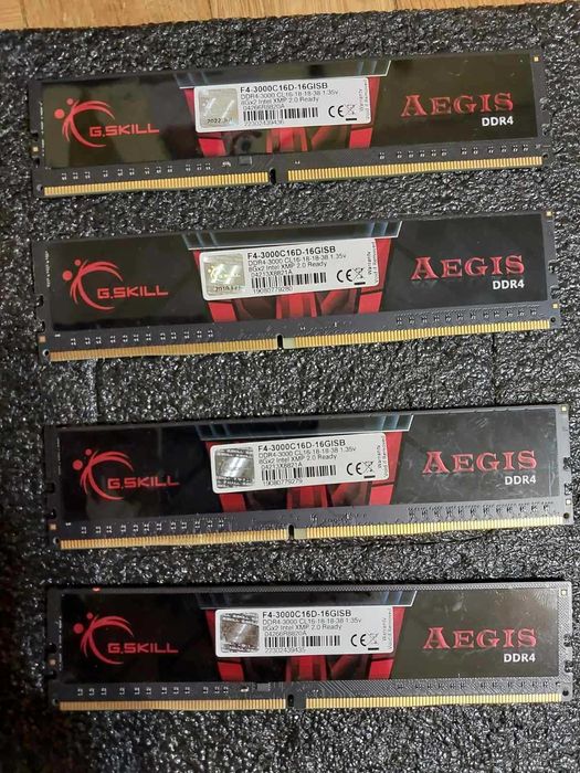 16GB DDR4 3000Mhz - RAM памет