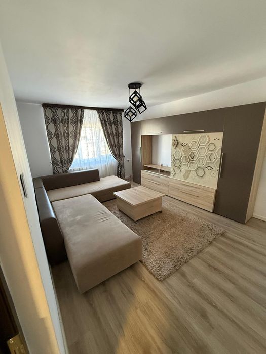 Închiriez apartament 2 camere zona Obcinelor