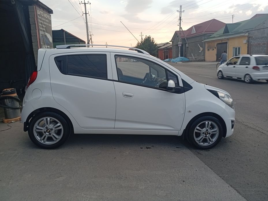 Spark avtomobili