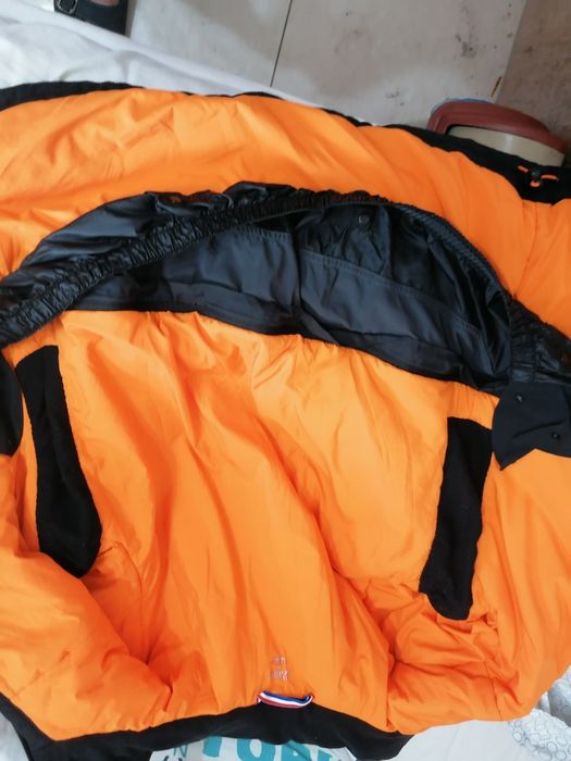 Зимно ски сноуборд яке. Официален дамски холандски олимпийски екип.