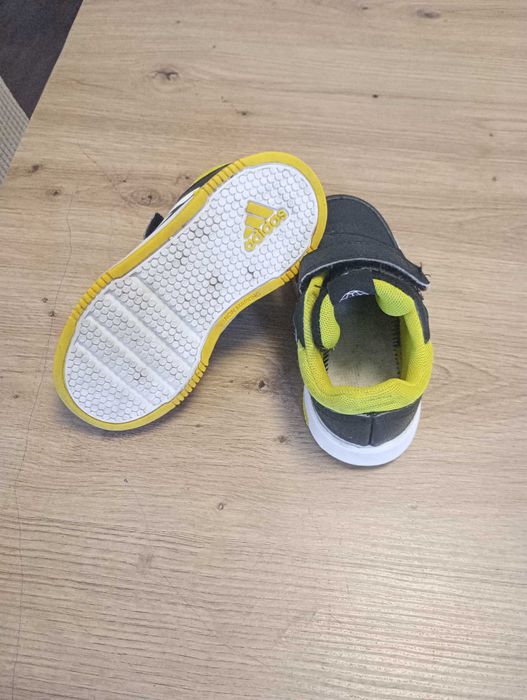 Децки маратонки за момче