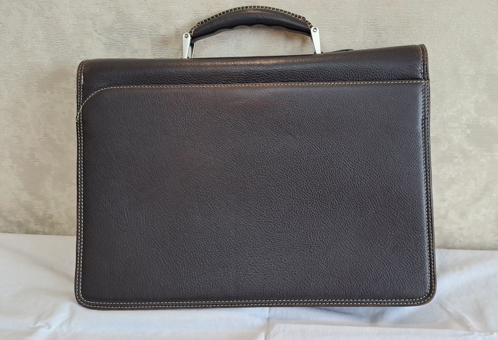 Портфель Neri Karra