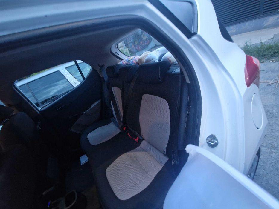 HYUNDAI i10 2016 — imagine 5