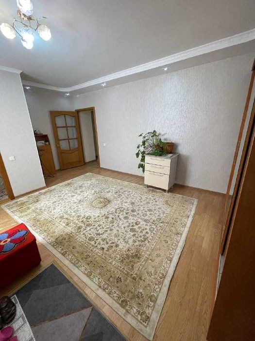 Продам 2-х этажный дом, район Келешек.