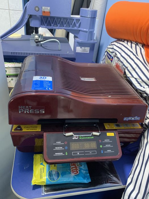 Imprimanta Epson SureColor SC-F2100 + Presa termica 3D vacuum