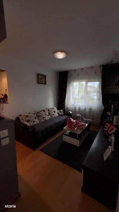 Apartament de vânzare 4 camere in Alba Iulia.