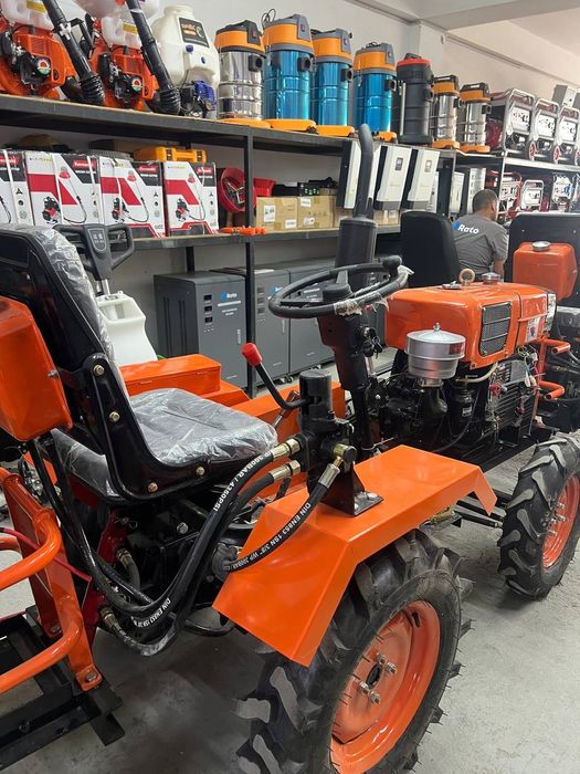 Мини трактор зубр 11 05 Mini traktor Zubr