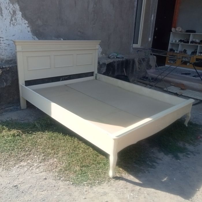 Кровать продам продам