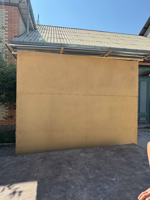 Бутка сотилади. Манзил Андижон вилояти шахрихон шахри