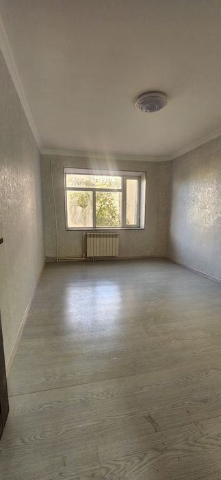Срочно продается 2 ком.. 2 этаж Согдияна .Можно Ипотека