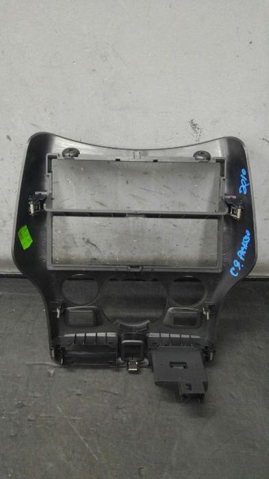Trim rama consola centrala citroen c3 picasso sh 96828913 300020216292101